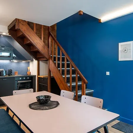 New - Urbaine Au Coeur De - 6 Pers